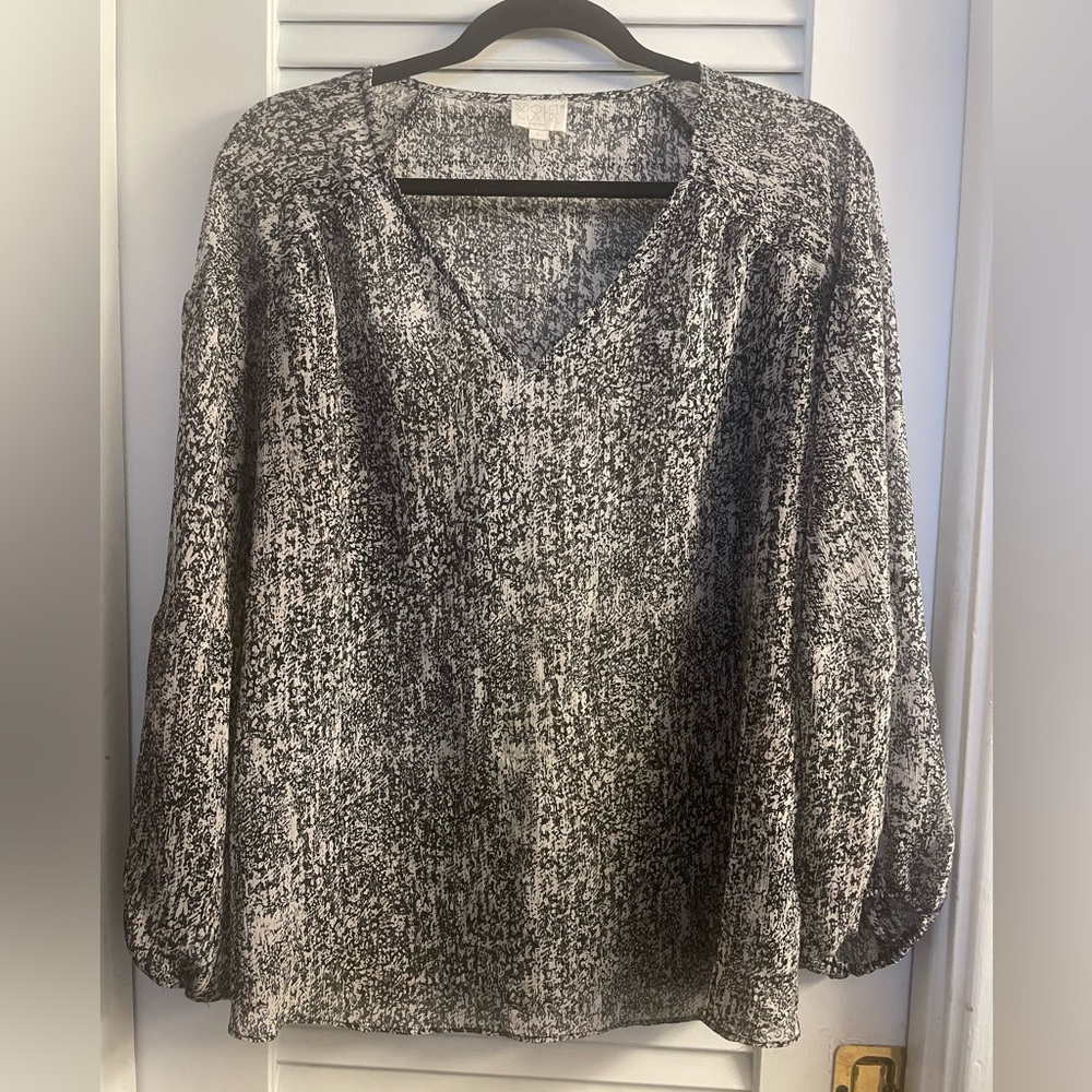 Violet+Claire Size L Blk/Wh Snake Print Blouson Lightweight Top Elastic Cuffs